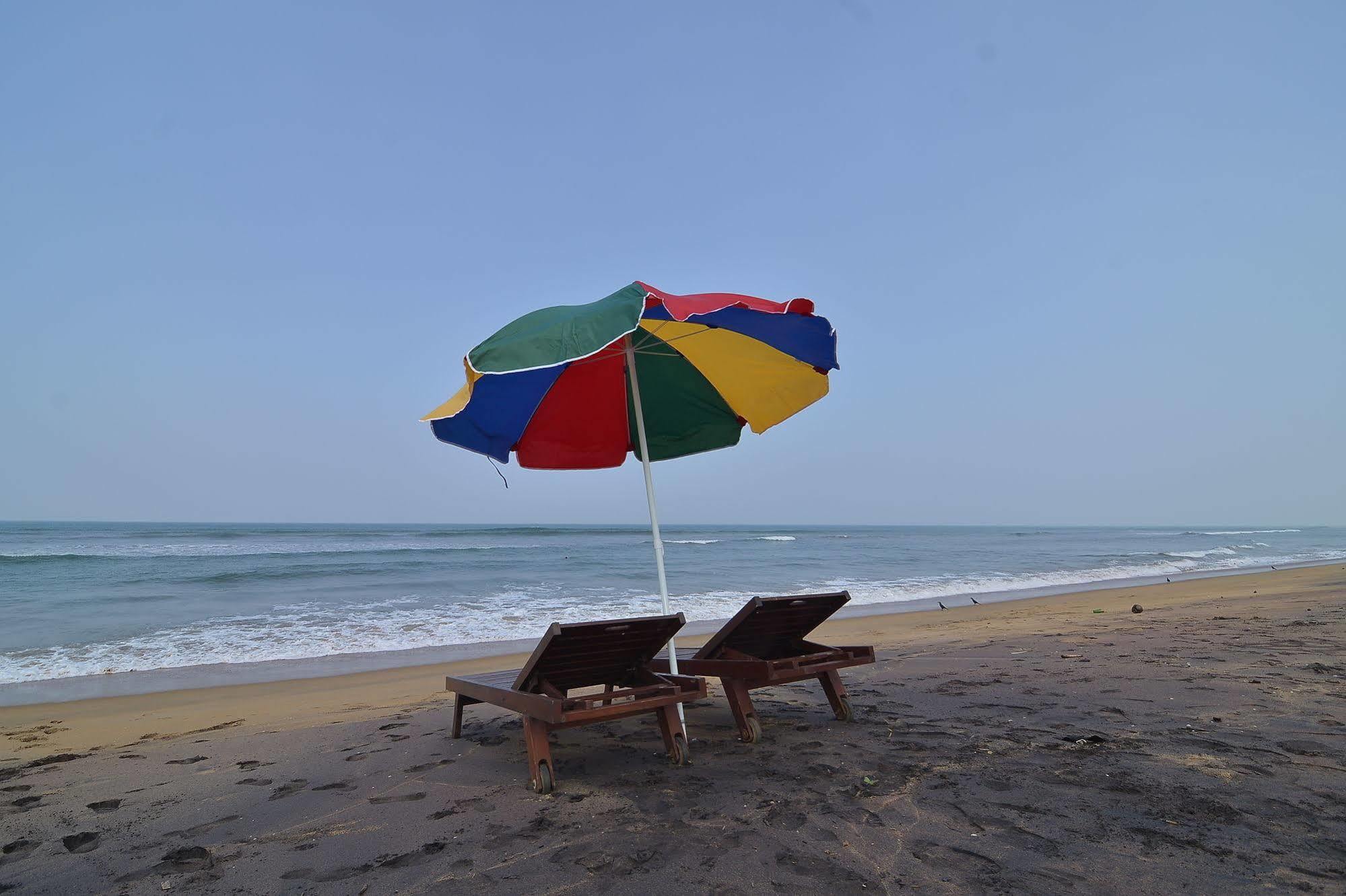 Laya Beach Otel Wadduwa Dış mekan fotoğraf